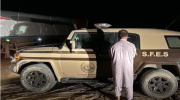 ضبط باكستاني لاستغلاله الرواسب البيئية ونقل التربة من أودية مكة المكرمة